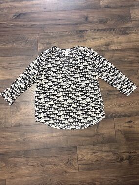 🌴 H&M Women's Black and Cream Horse Print 3/4 Sleeve Blouse